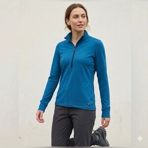 MEC Blue Half-Zip Long Sleeve Shirt | Size Small